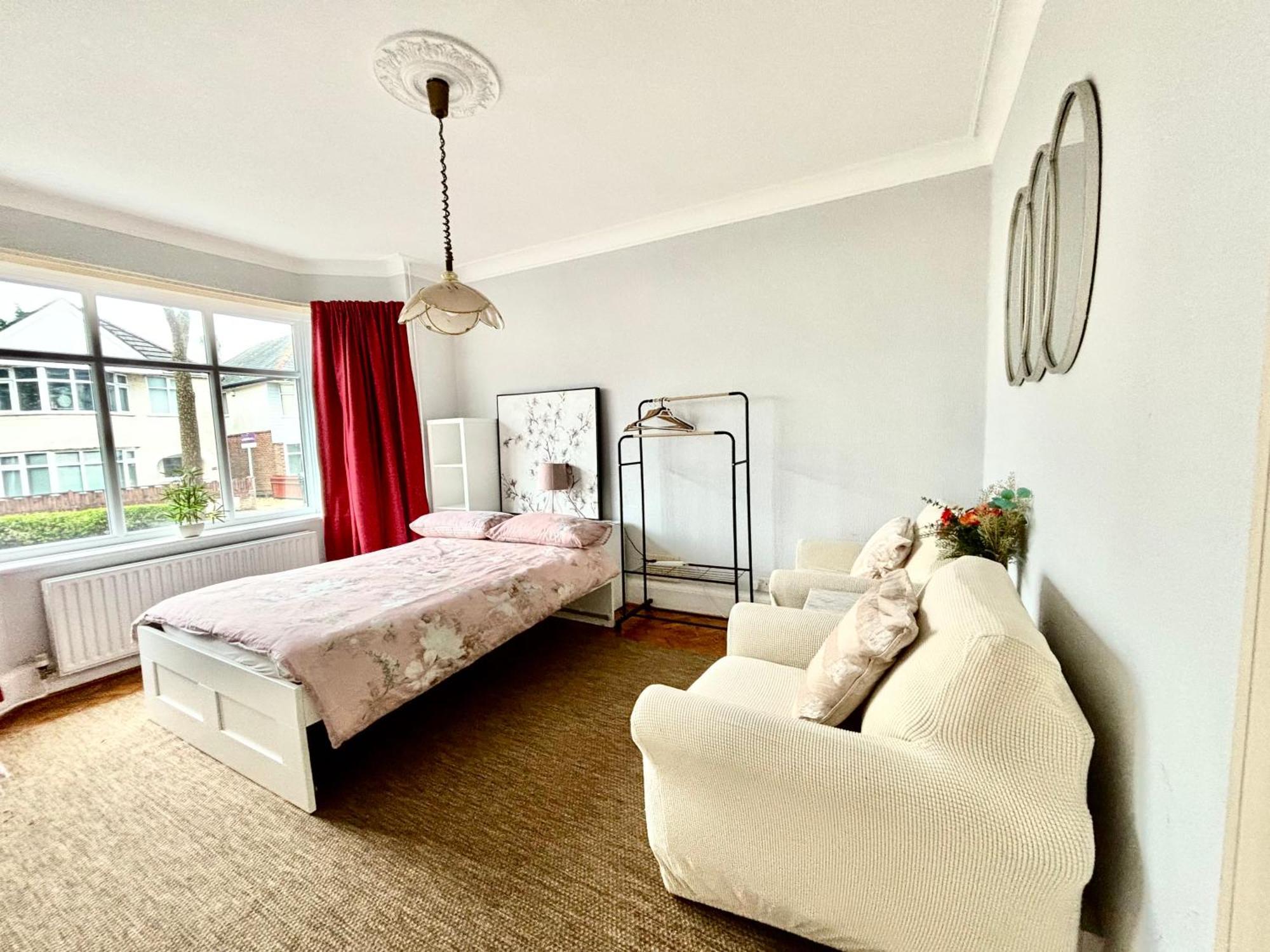 Winton House Home Stay Борнмут Екстер'єр фото